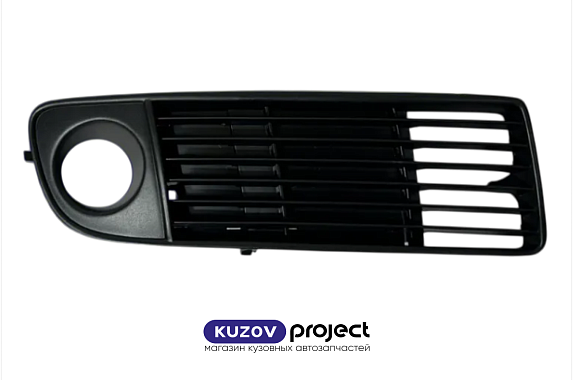 Оправа туманки правая Audi A6 1997-2001 (Тайвань)